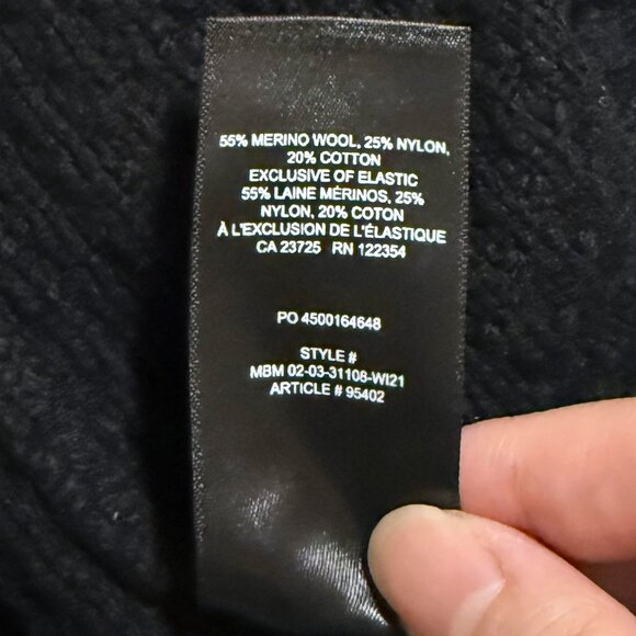 Aritzia Sunday Best Peggy Sweater - Picture 9 of 9